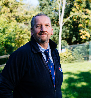 Photo of https://dbs.satur9.co.uk/wp-content/uploads/2021/08/teammate1.jpg